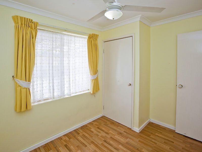 1 Flowerwood Way, Huntingdale WA 6110