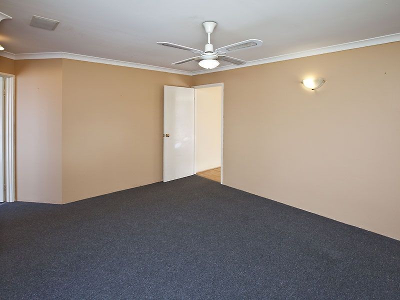 1 Flowerwood Way, Huntingdale WA 6110