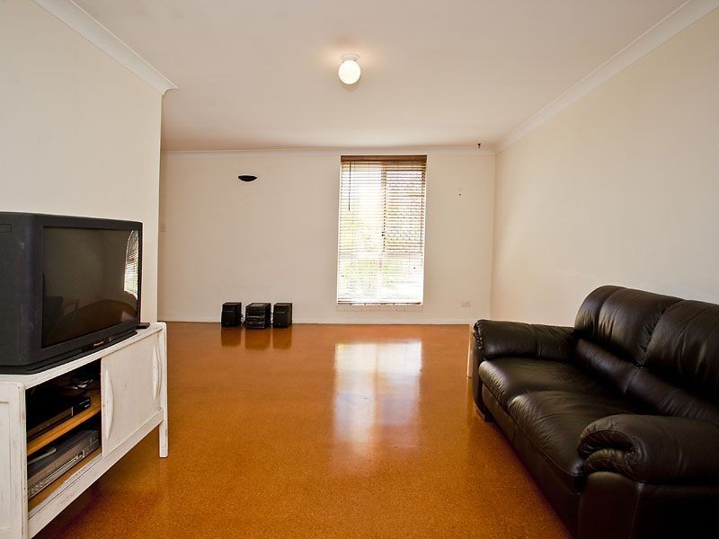 23 Constantine Court, Thornlie WA 6108