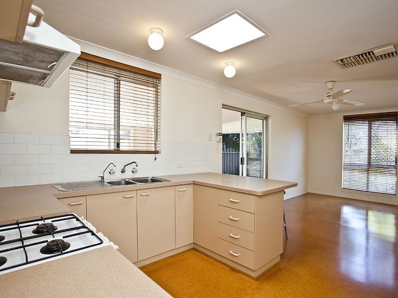 23 Constantine Court, Thornlie WA 6108