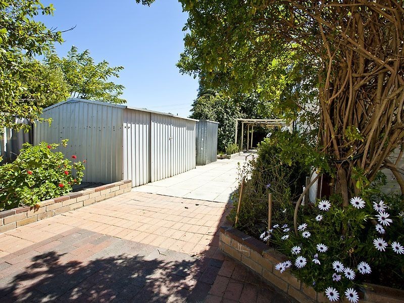 23 Constantine Court, Thornlie WA 6108
