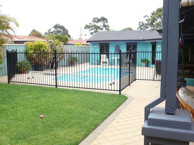 43 Ailsworth Court, Thornlie WA 6108