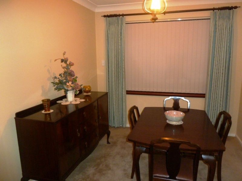 4 Harpenden Street, Huntingdale WA 6110