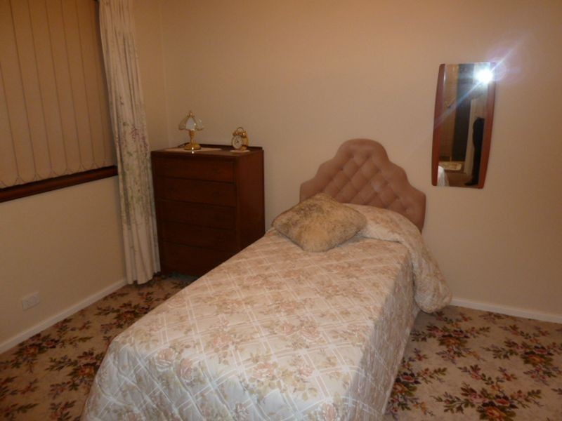 4 Harpenden Street, Huntingdale WA 6110