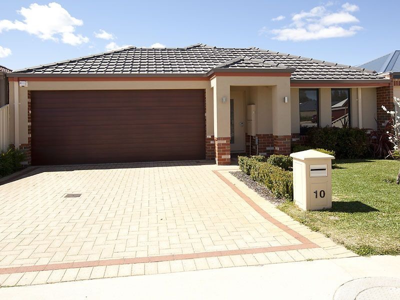 10 Carnation Street, Canning Vale WA 6155