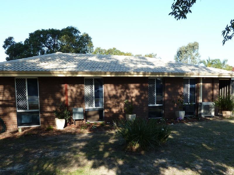 17 Huggins Road, Thornlie WA 6108