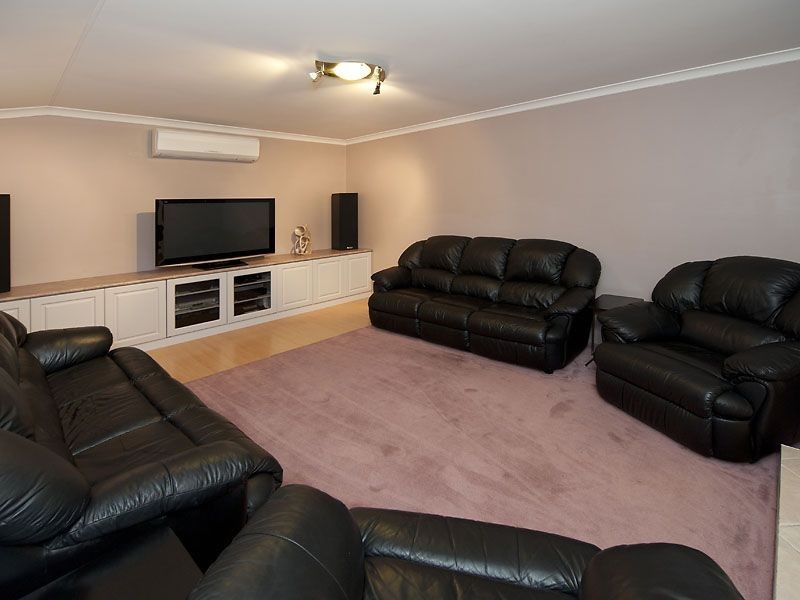 47 Sugarwood Drive, Thornlie WA 6108