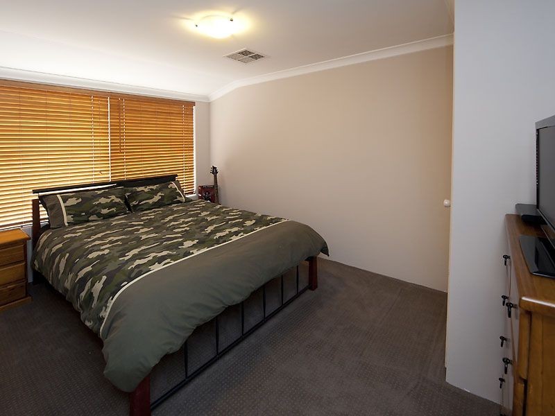 47 Sugarwood Drive, Thornlie WA 6108