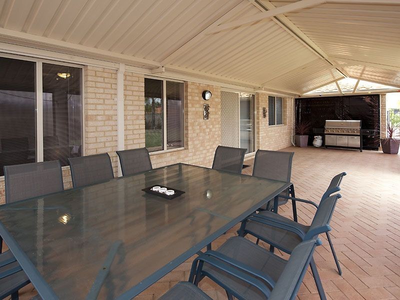 47 Sugarwood Drive, Thornlie WA 6108