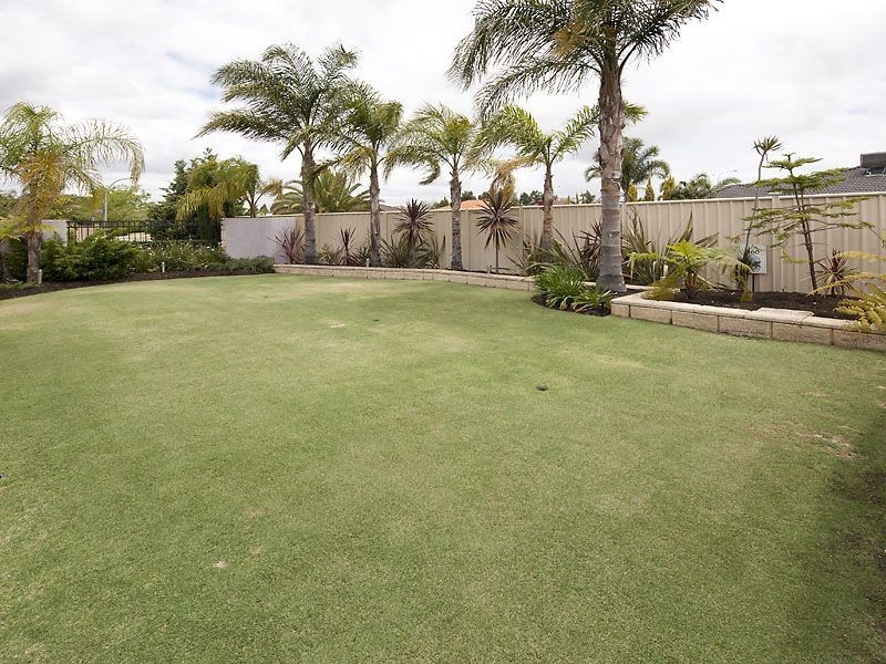 47 Sugarwood Drive, Thornlie WA 6108