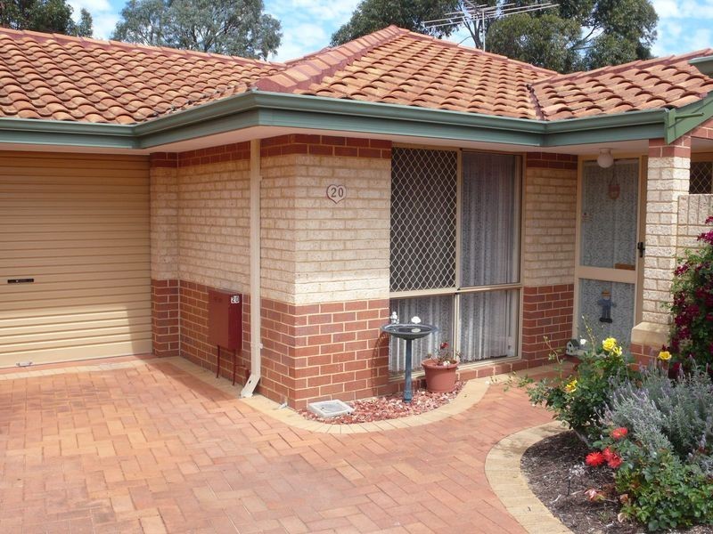 20/8 Heron Place, Maddington WA 6109