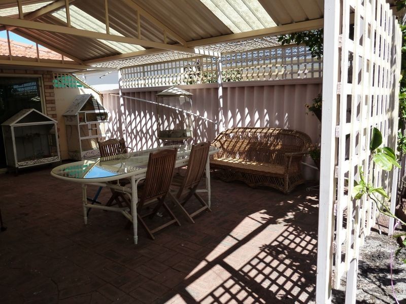 72 Waratah Boulevard, Canning Vale WA 6155