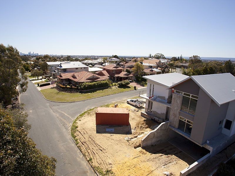 15 Blackman Road, Mount Pleasant WA 6153