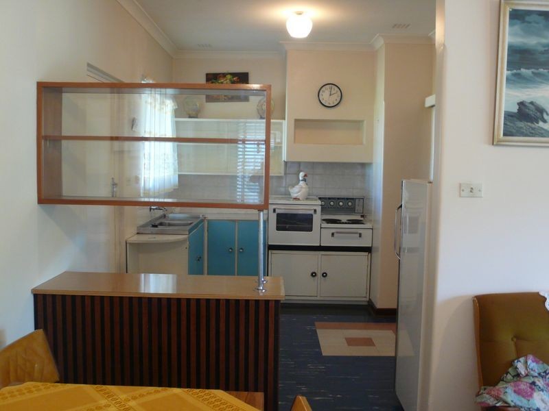 15 Blackman Road, Mount Pleasant WA 6153