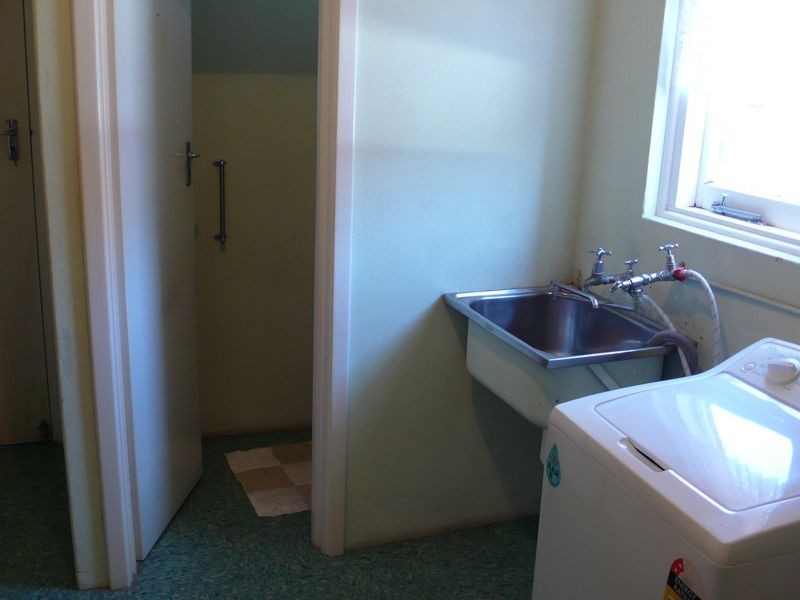 15 Blackman Road, Mount Pleasant WA 6153