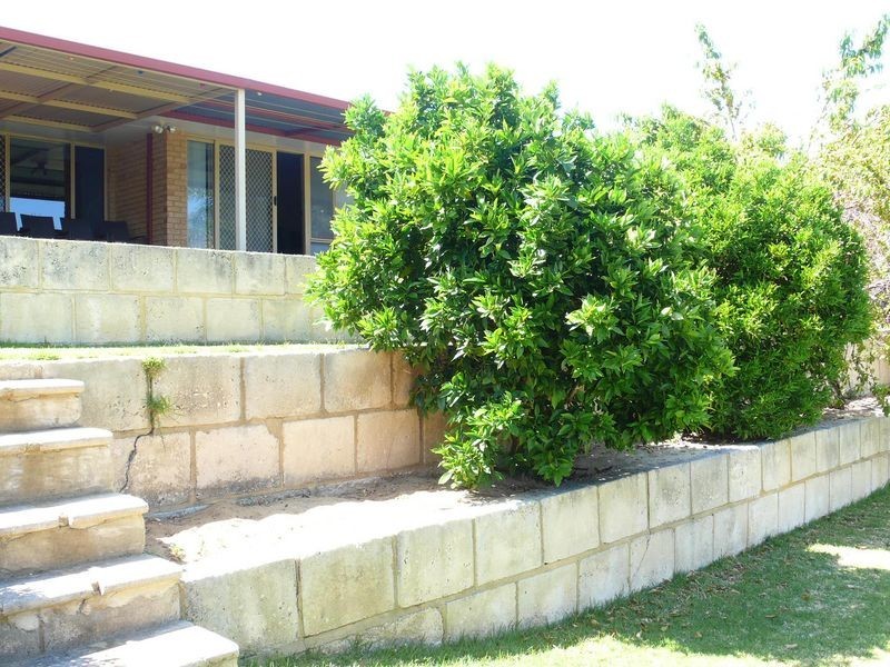 53 Harrison Road, Mount Richon WA 6112