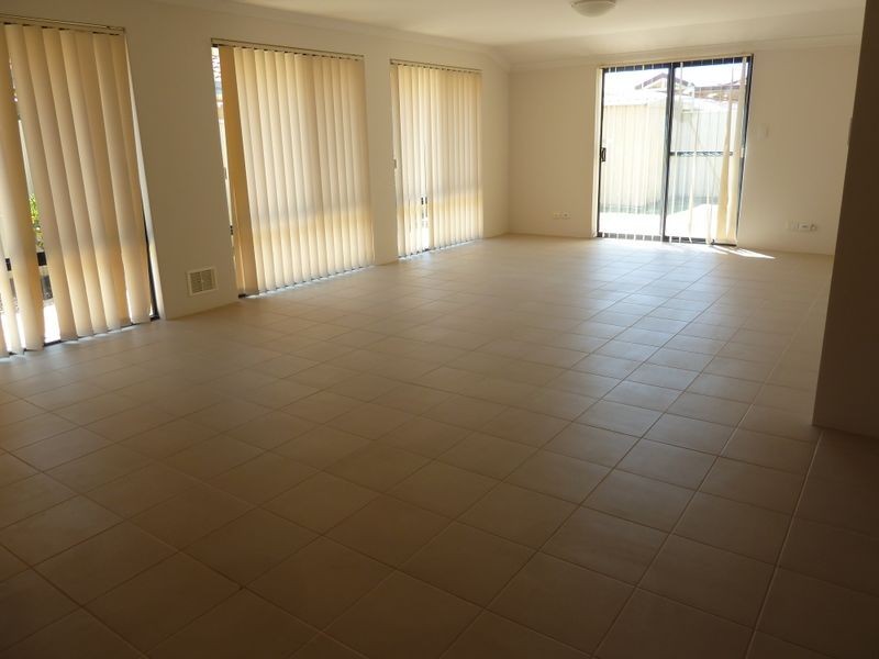 54 Comrie Road, Canning Vale WA 6155