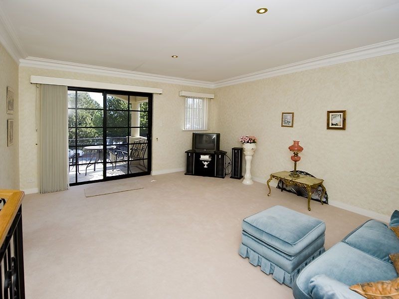 34 Alexandria Boulevard, Canning Vale WA 6155