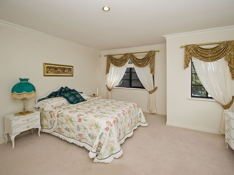 34 Alexandria Boulevard, Canning Vale WA 6155