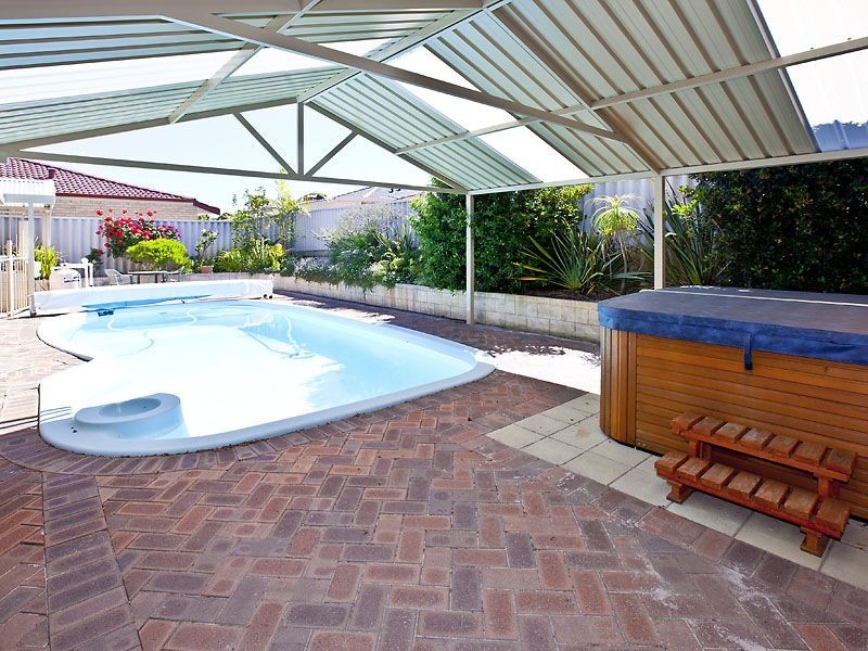 19 Redgum Court, Thornlie WA 6108