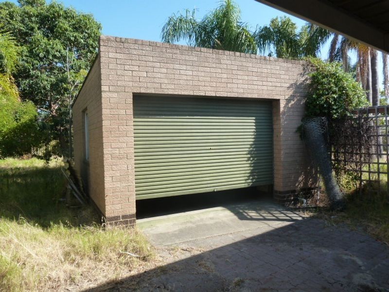 82 Wanaping Road, Kenwick WA 6107
