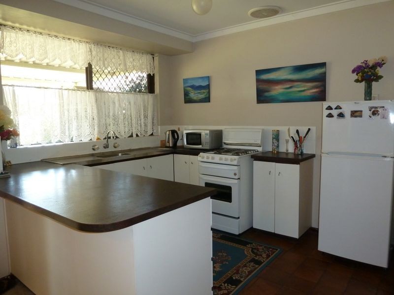 18 Grundy Way, Thornlie WA 6108