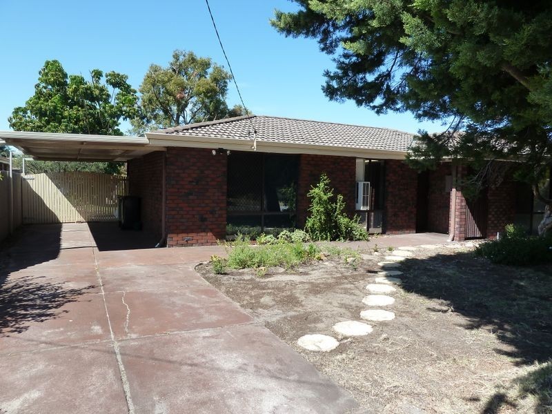 18 Grundy Way, Thornlie WA 6108