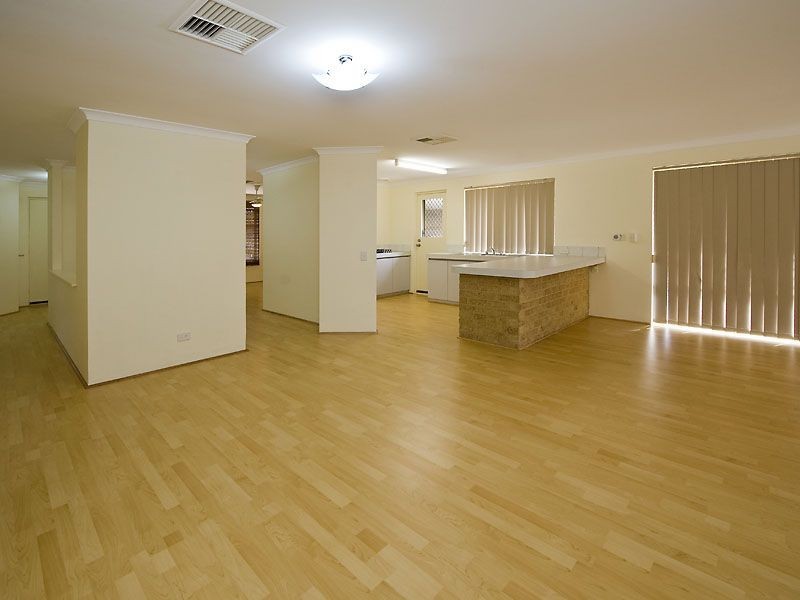 34 Leatherwood Way, Huntingdale WA 6110