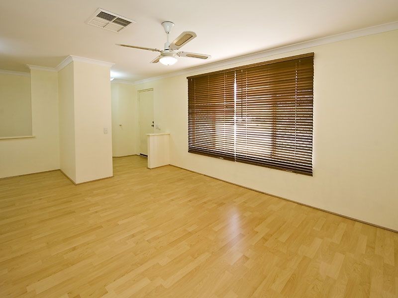 34 Leatherwood Way, Huntingdale WA 6110