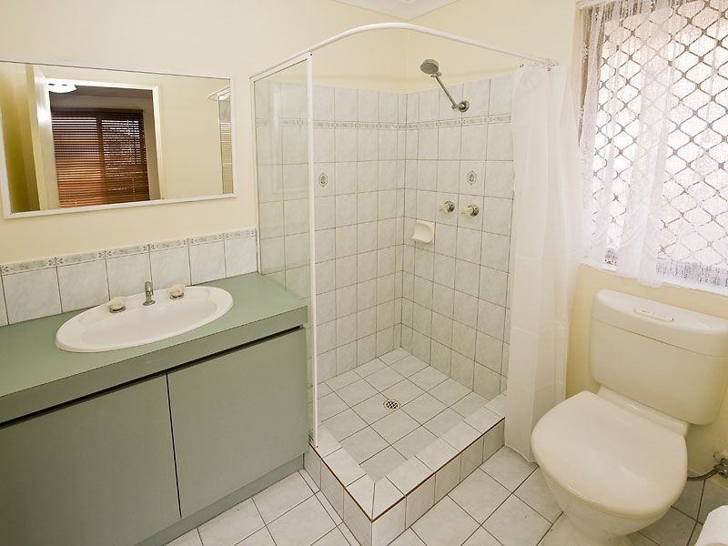 34 Leatherwood Way, Huntingdale WA 6110