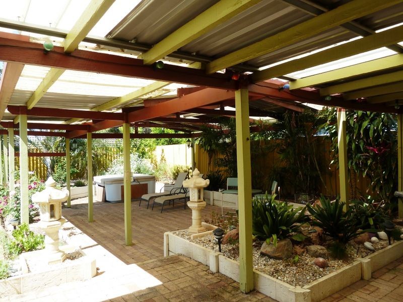 30 Rusthall Way, Huntingdale WA 6110