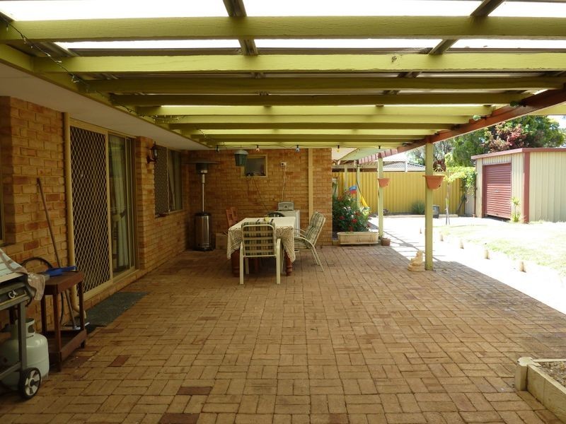 30 Rusthall Way, Huntingdale WA 6110