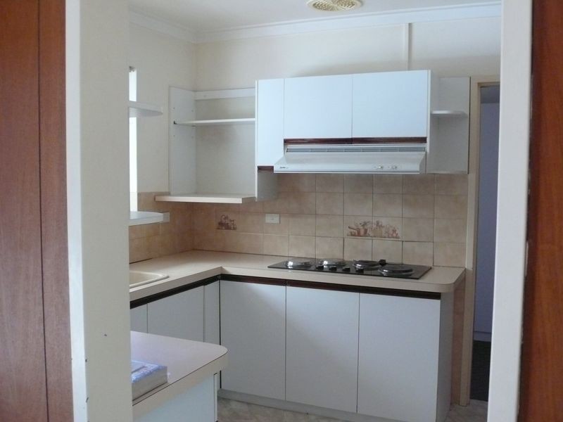 40 Lyrebird Way, Thornlie WA 6108