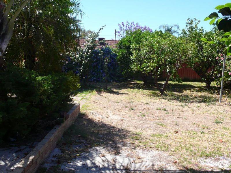 40 Lyrebird Way, Thornlie WA 6108