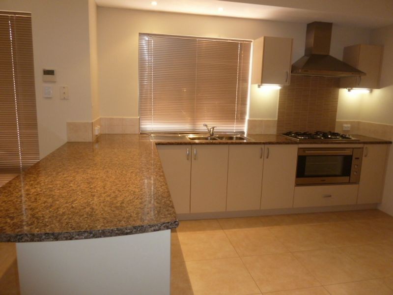 8 Philadelphia Parade, Canning Vale WA 6155