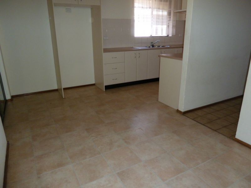 62 Jacqueline Drive, Thornlie WA 6108