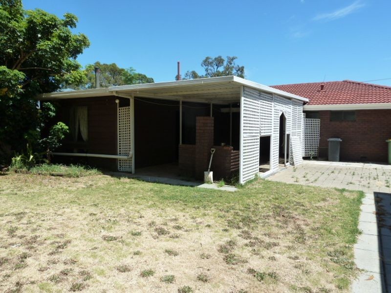 62 Jacqueline Drive, Thornlie WA 6108