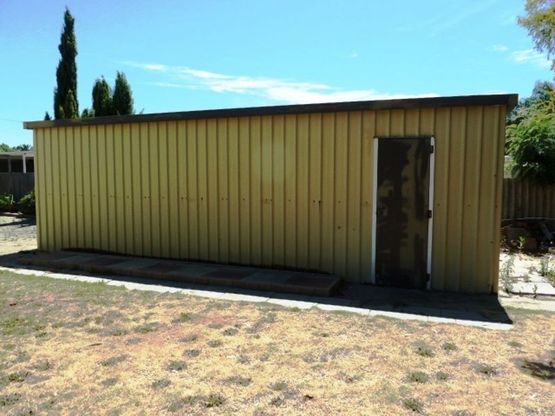 62 Jacqueline Drive, Thornlie WA 6108