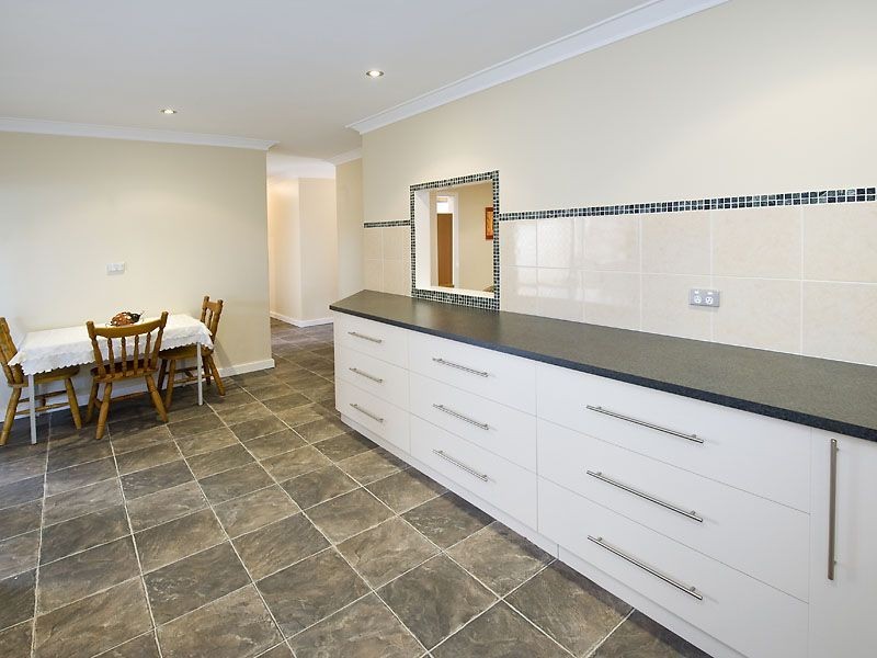 82A Berehaven Avenue, Thornlie WA 6108