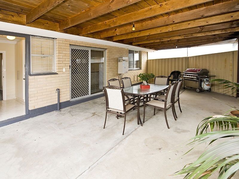 82A Berehaven Avenue, Thornlie WA 6108