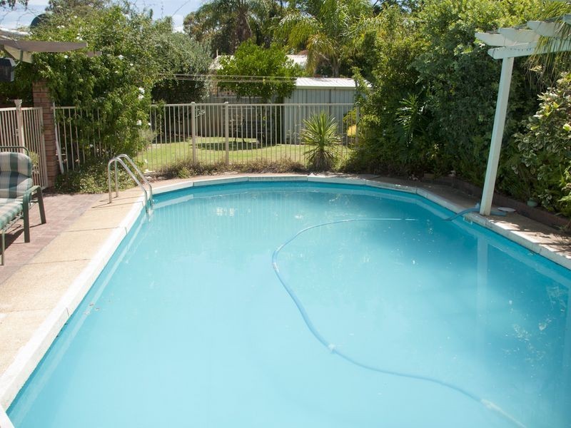 37 Sutherland Drive, Thornlie WA 6108