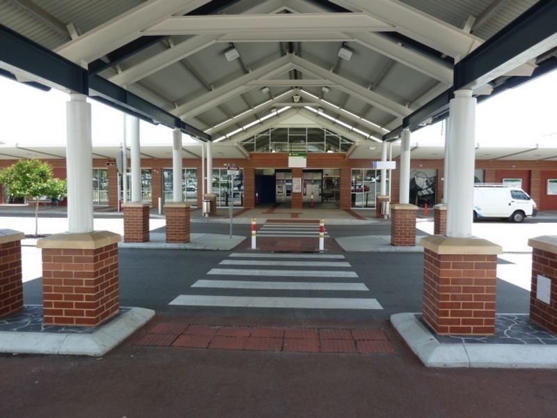 27 Coops Avenue, Thornlie WA 6108