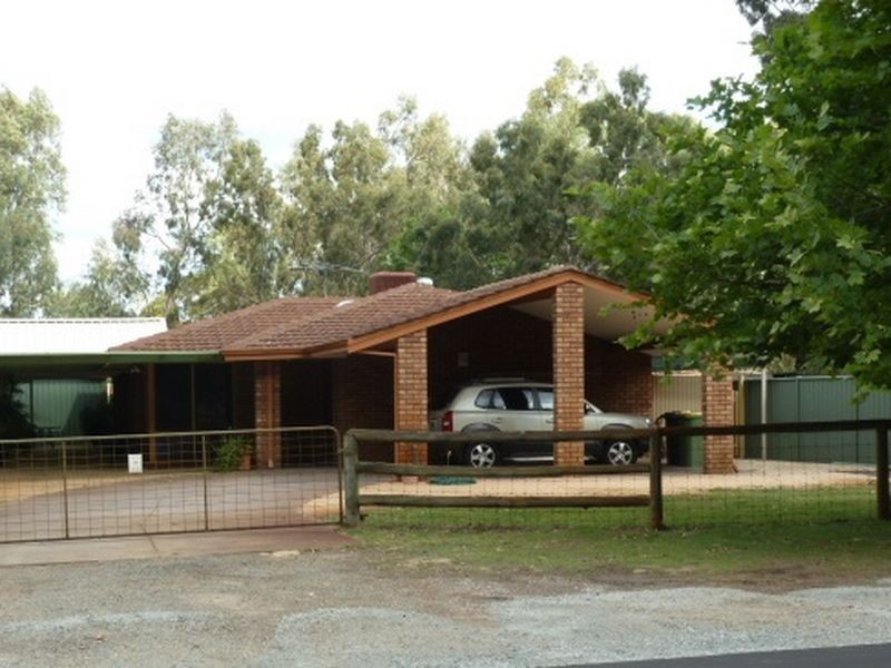 33 Victoria Road, Kenwick WA 6107