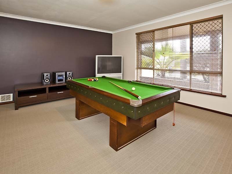 45 Discovery Drive, Thornlie WA 6108