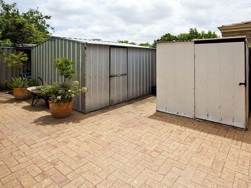 45 Discovery Drive, Thornlie WA 6108