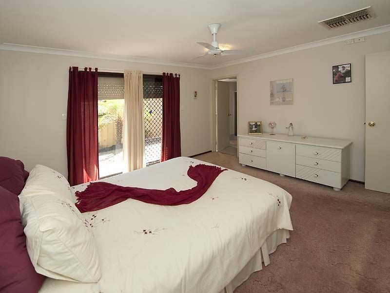 43 Rusthall Way, Huntingdale WA 6110
