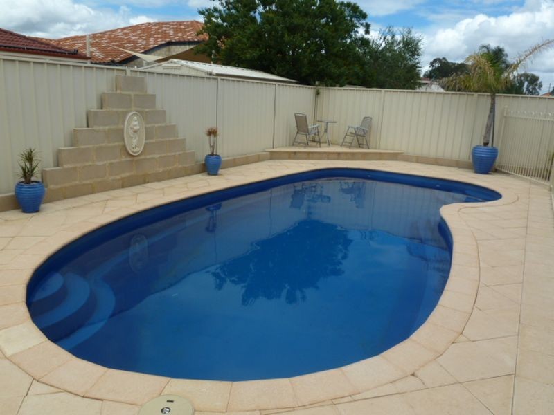 112 Campbell Road, Canning Vale WA 6155