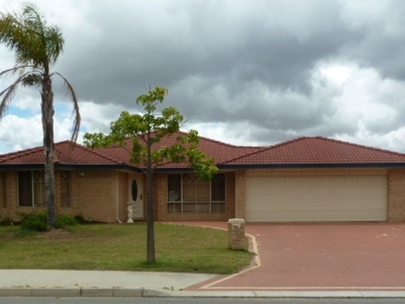 112 Campbell Road, Canning Vale WA 6155