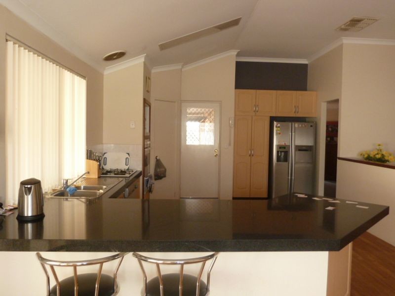 112 Campbell Road, Canning Vale WA 6155