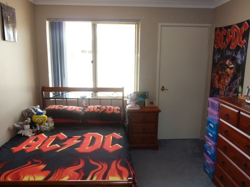 112 Campbell Road, Canning Vale WA 6155